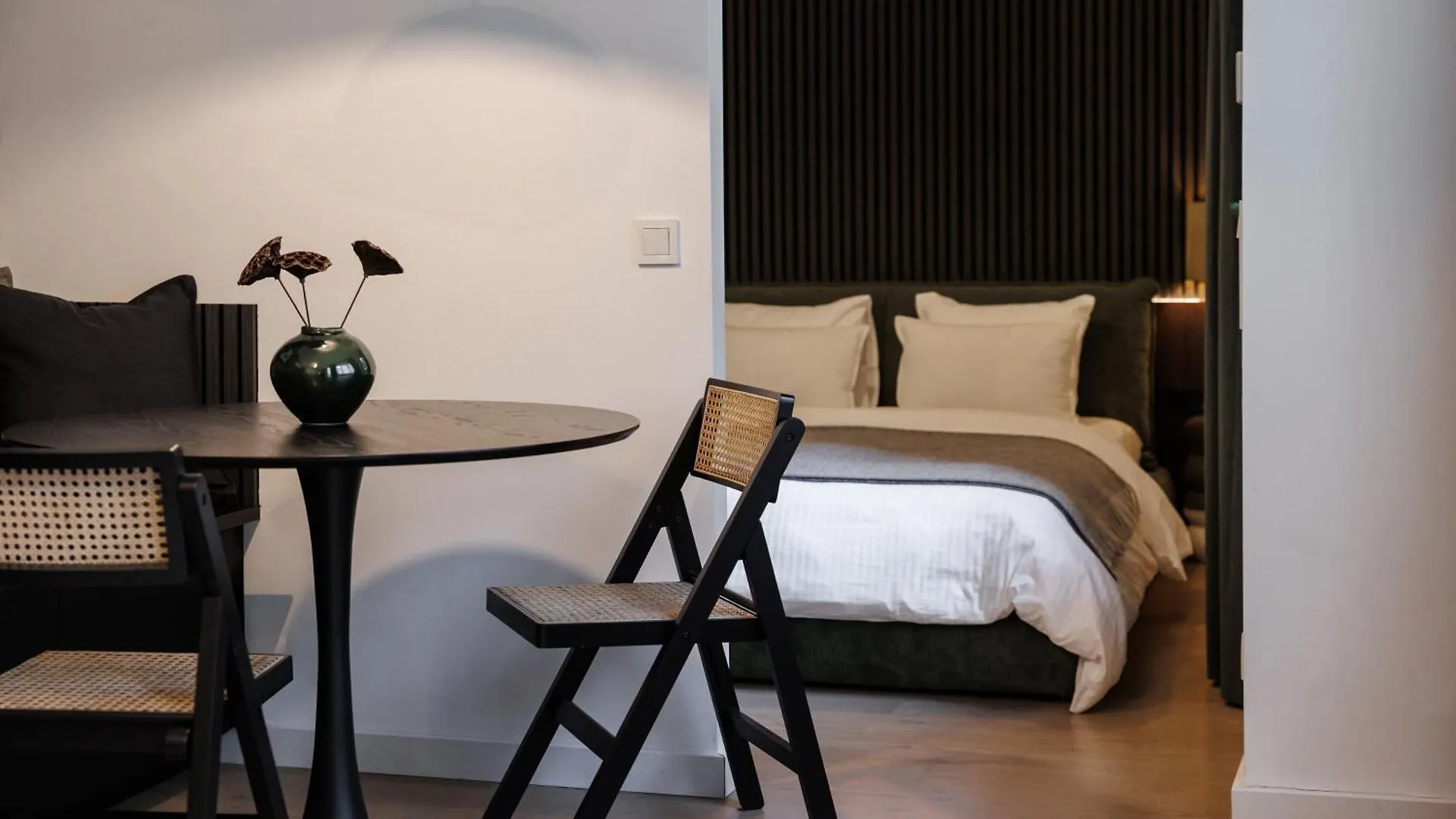 Augarten City Loft With Terrace Vienna 0*,